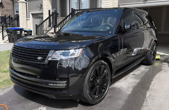 Barrie’s Premier Choice for Flawless Exterior Car Detailing.