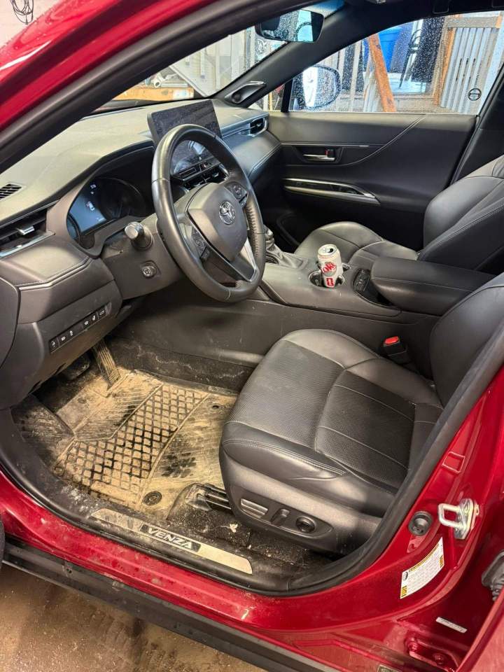 Car interior cleaning Barrie
