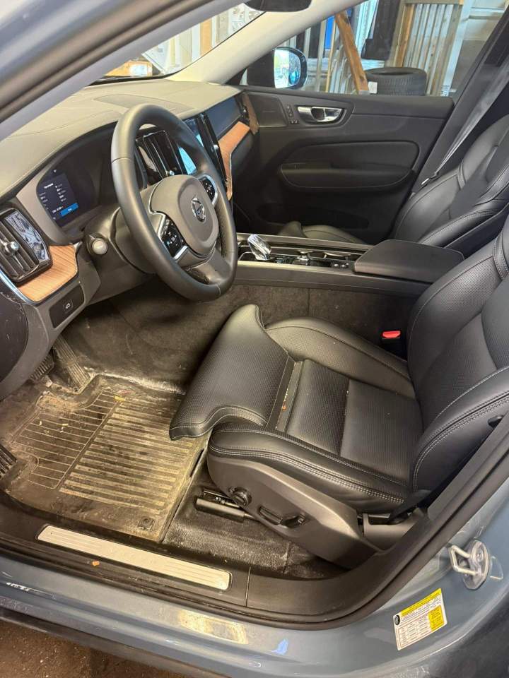 Auto interior cleaning Barrie